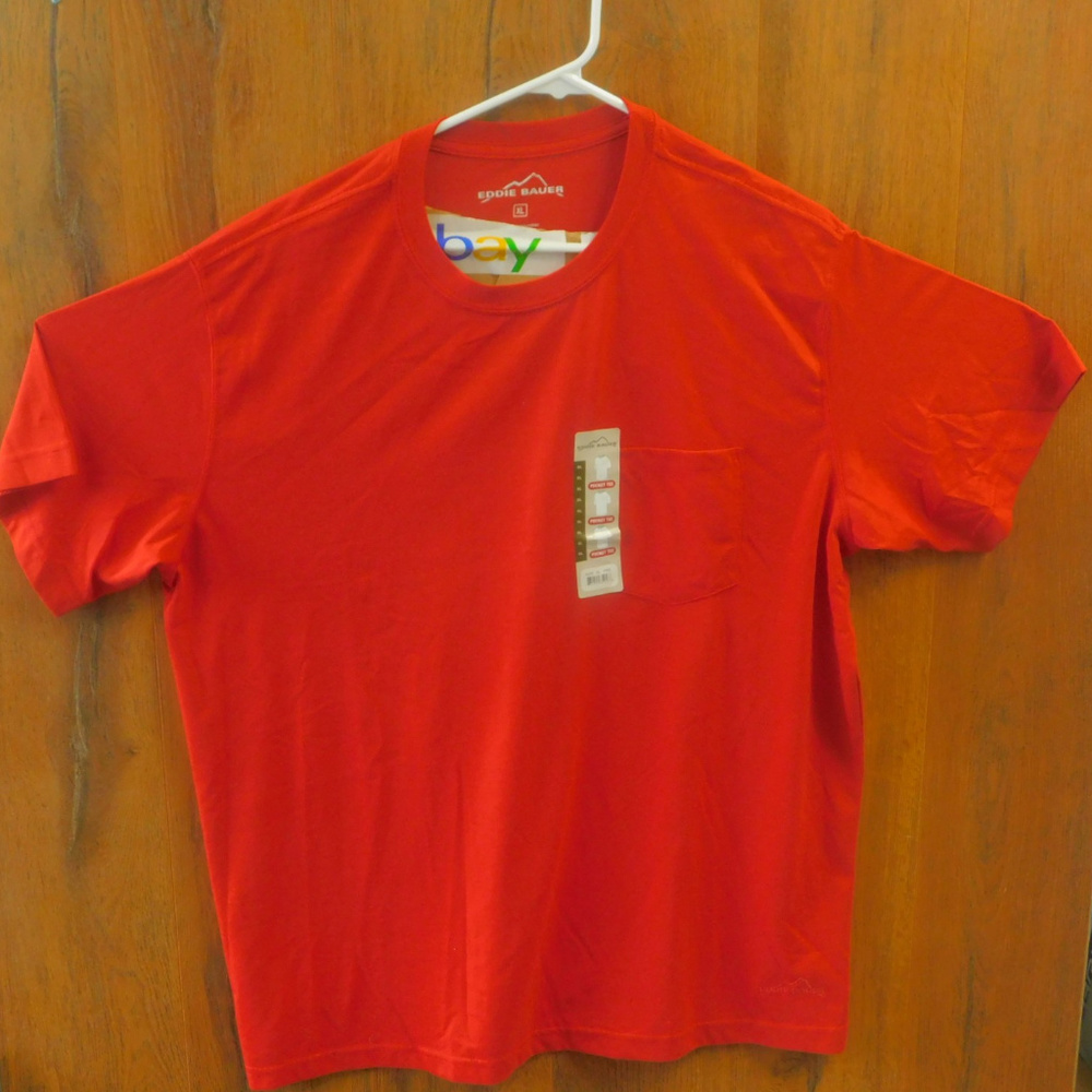 Eddie Bauer Mens Pocket T-Shirt